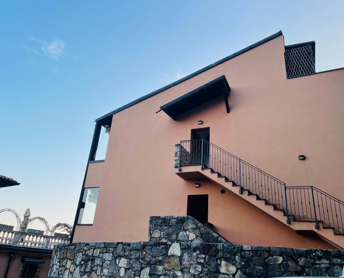 Casa Dolce Vita, Seeblick توسكولانو ماديرنو المظهر الخارجي الصورة